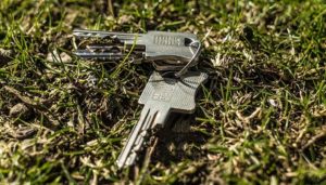 Mehr über den Artikel erfahren Was bei Schlüsselfund oder Schlüsselkauf zu beachten ist