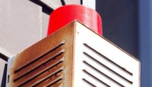 Mehr über den Artikel erfahren Zweiter Einbruch in Elektronikgeschäft innerhalb von sechs Wochen